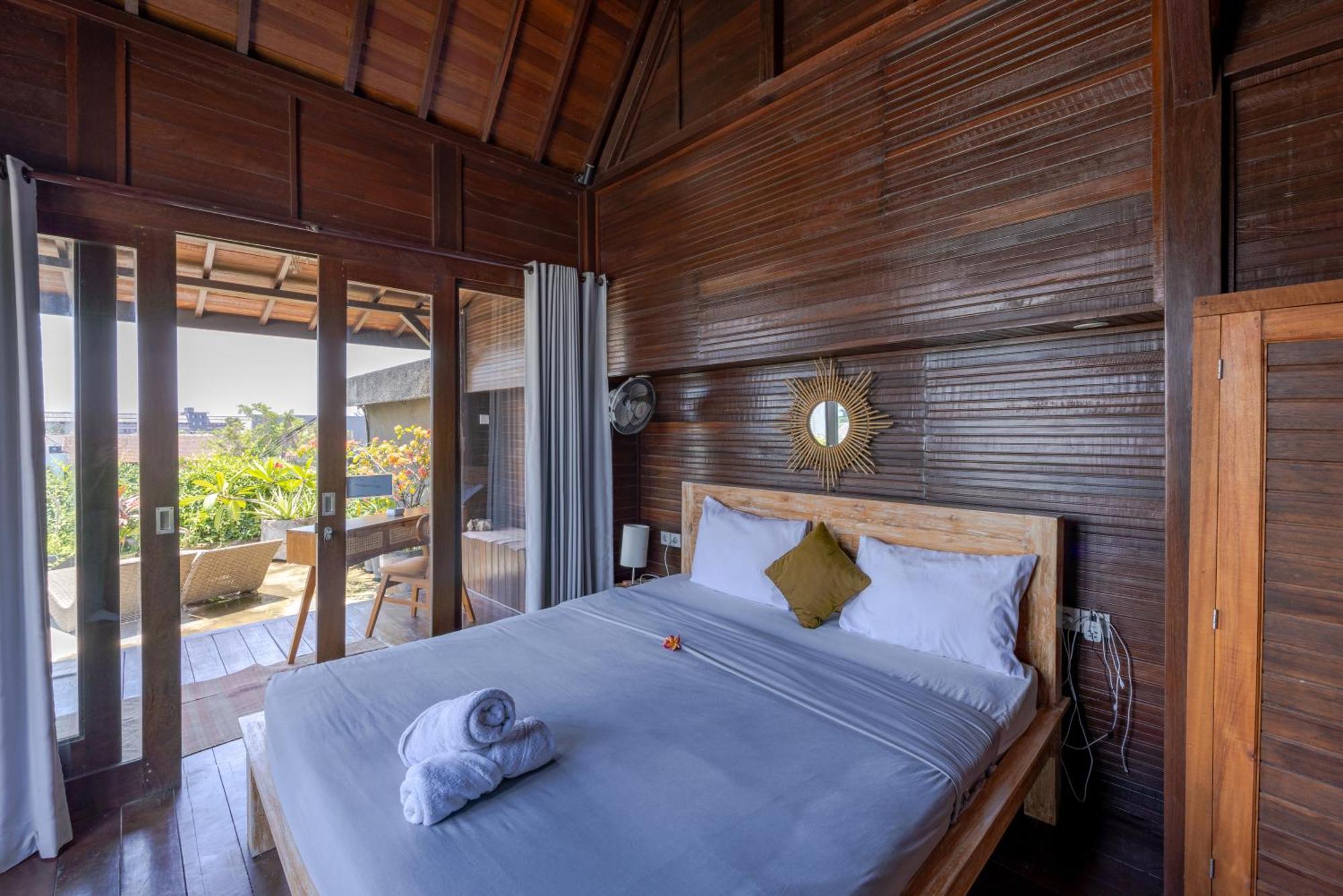 Canggu Spirit Guest House Экстерьер фото