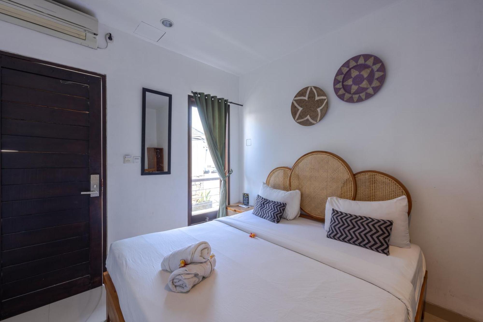 Canggu Spirit Guest House Экстерьер фото